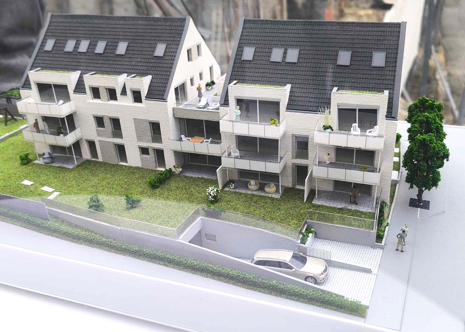 Spezialtiefbau Baustelle: GEOPUNKT Bohrgerät bei Verbauarbeiten